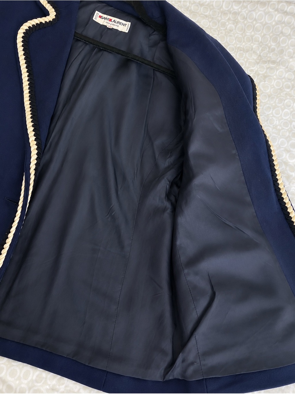 Saint Laurent vintage Rive Gauche Navy Wool
Braided Trim Blazer Made in France - Picture 7 of 8